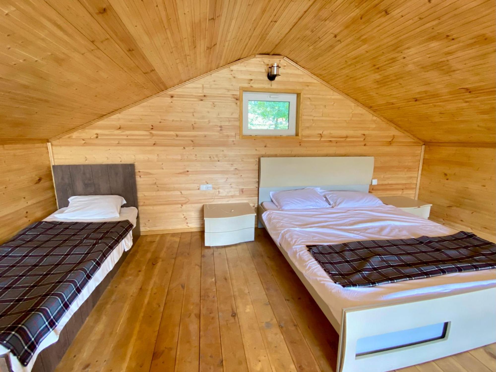 Green House Kutaisi Luaran gambar